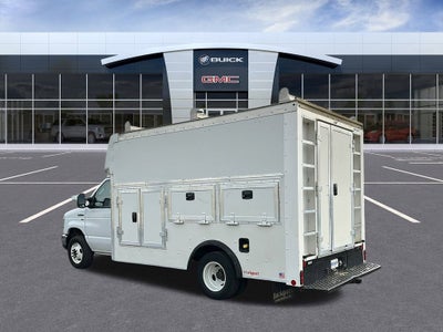 2018 Ford E-Series Cutaway E-350 SRW 138" WB