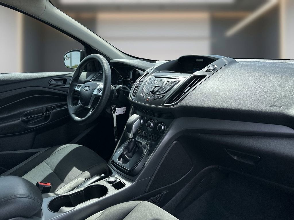 2016 Ford Escape S