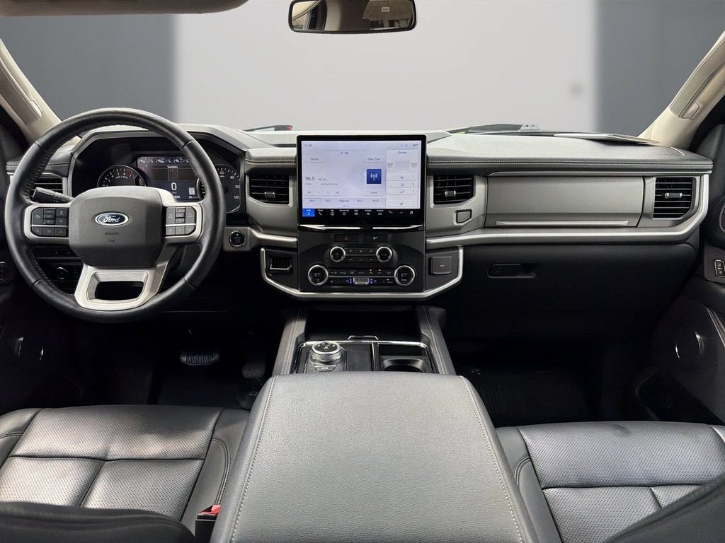 2023 Ford Expedition XLT
