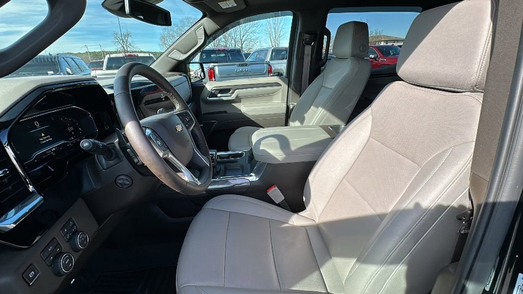 2025 Chevrolet Silverado 1500 LTZ