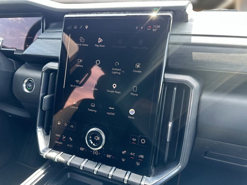 2024 GMC Acadia AT4