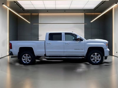 2017 GMC Sierra 2500 HD Denali