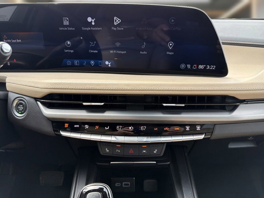 2024 Cadillac XT4 Luxury