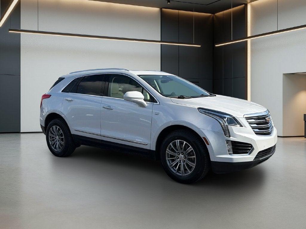 2017 Cadillac XT5 Luxury FWD