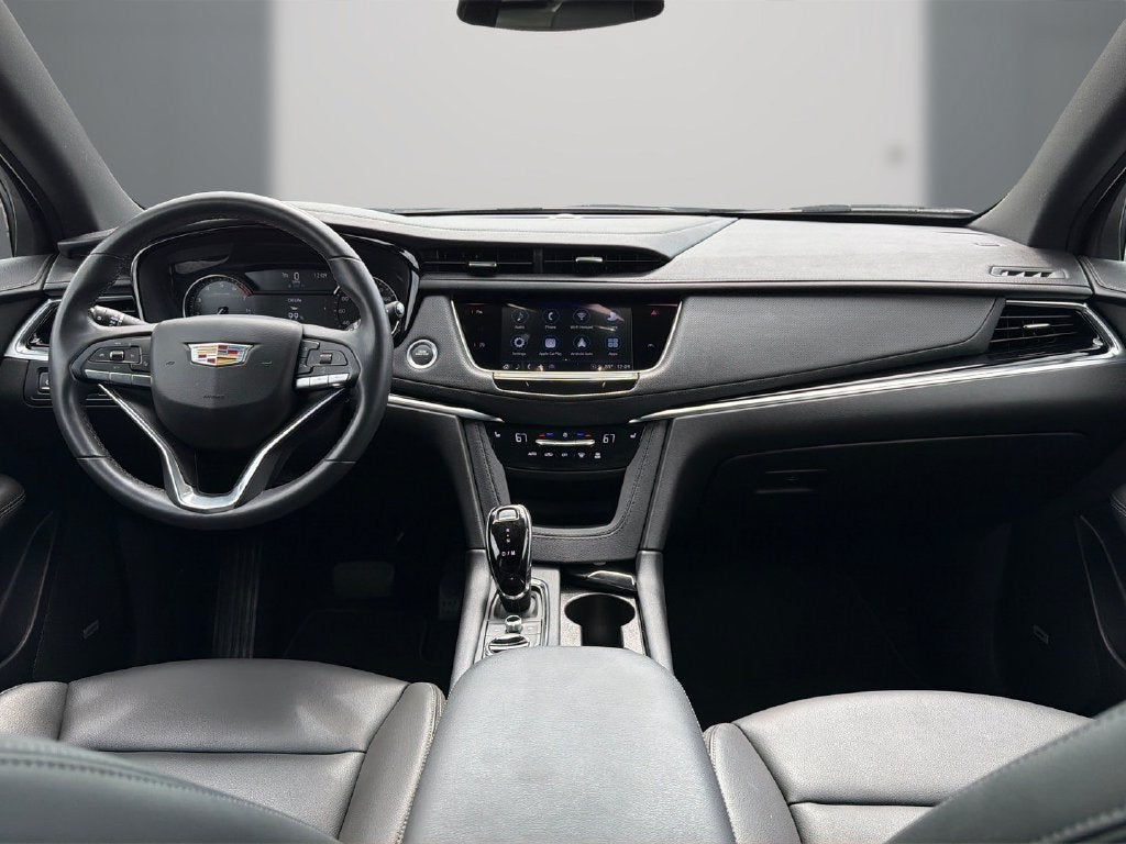 2024 Cadillac XT6 Luxury