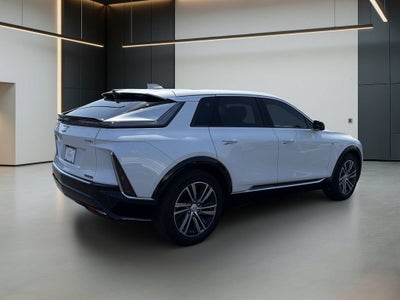 2024 Cadillac LYRIQ Luxury 1