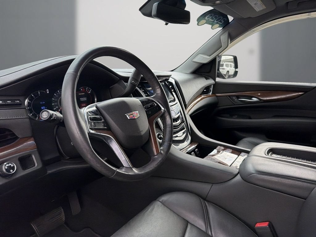 2020 Cadillac Escalade Luxury