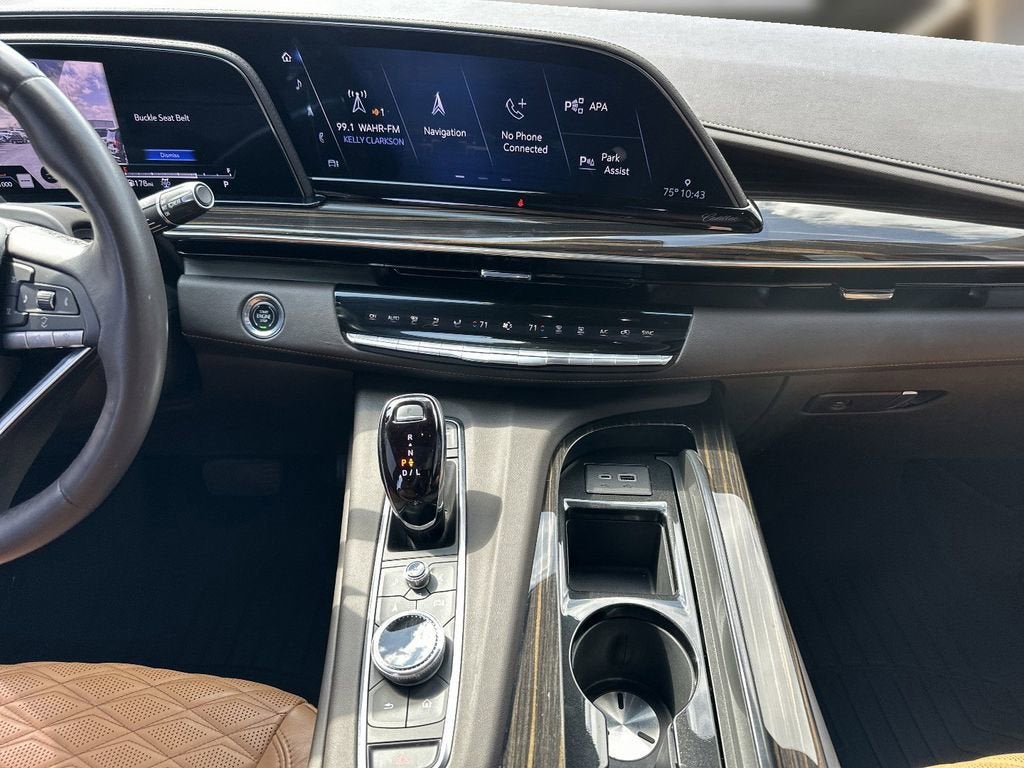 2023 Cadillac Escalade Sport