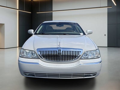 2007 Lincoln Town Car Designer Series