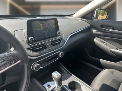 2022 Nissan Altima SV FWD