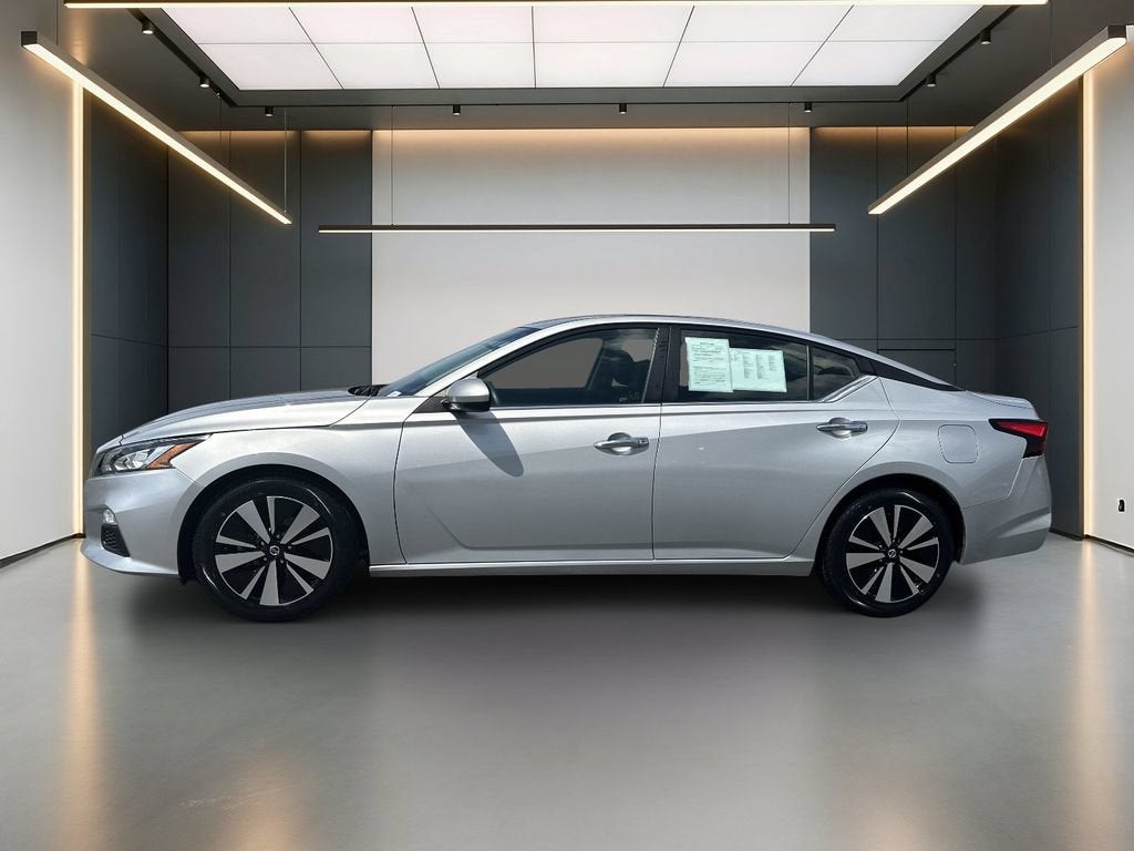 2022 Nissan Altima SV FWD