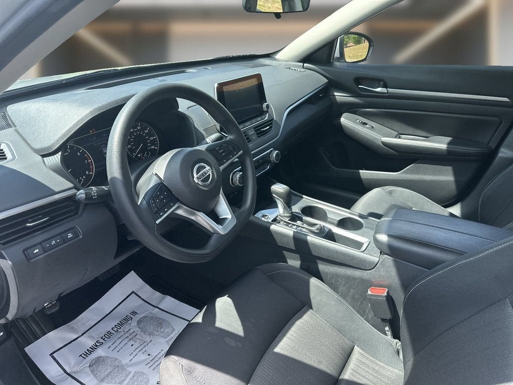 2022 Nissan Altima SV FWD