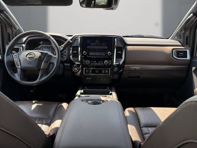 2024 Nissan TITAN Crew Cab Platinum Reserve 4x2