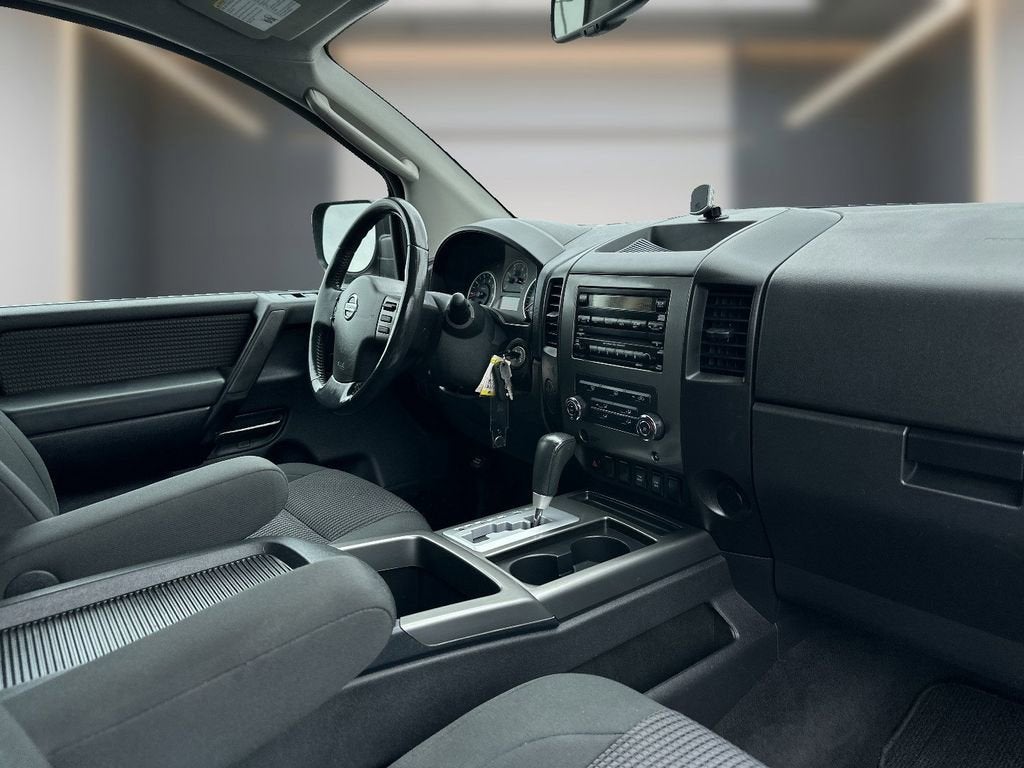 2010 Nissan Titan SE