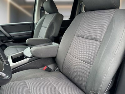 2010 Nissan Titan SE