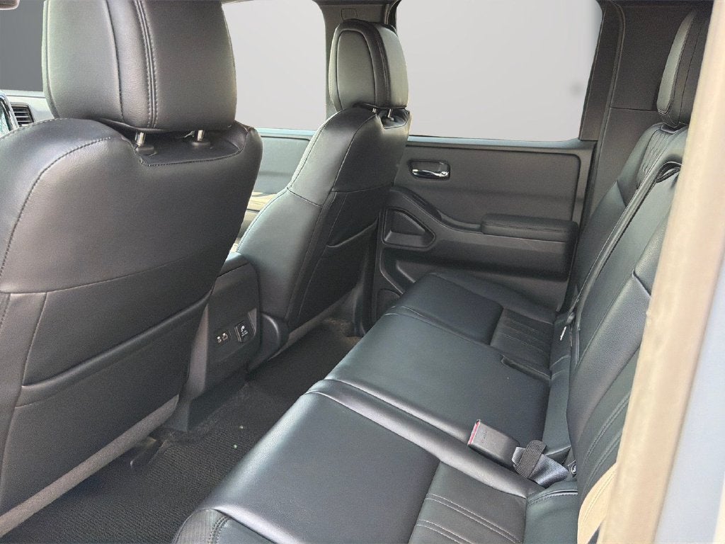 2022 Nissan Frontier Crew Cab PRO-X 4x2