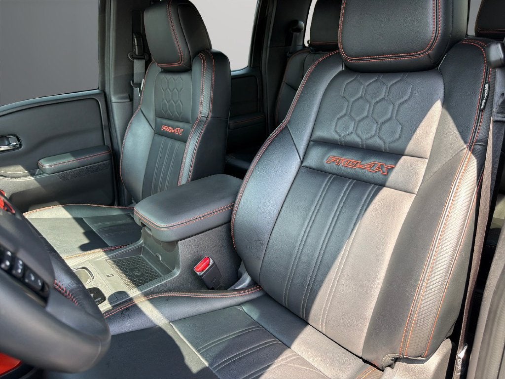 2023 Nissan Frontier Crew Cab PRO-4X 4x4