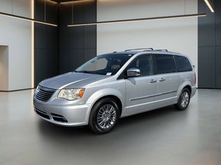 2011 Chrysler Town &amp; Country Limited