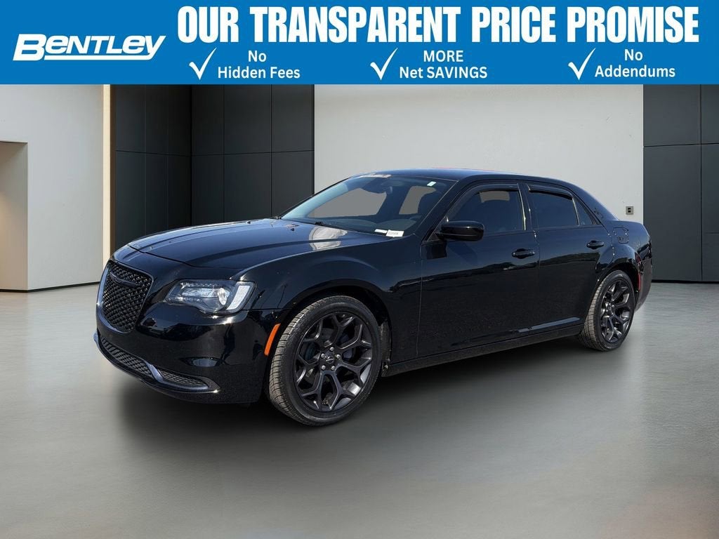 2019 Chrysler 300 Touring