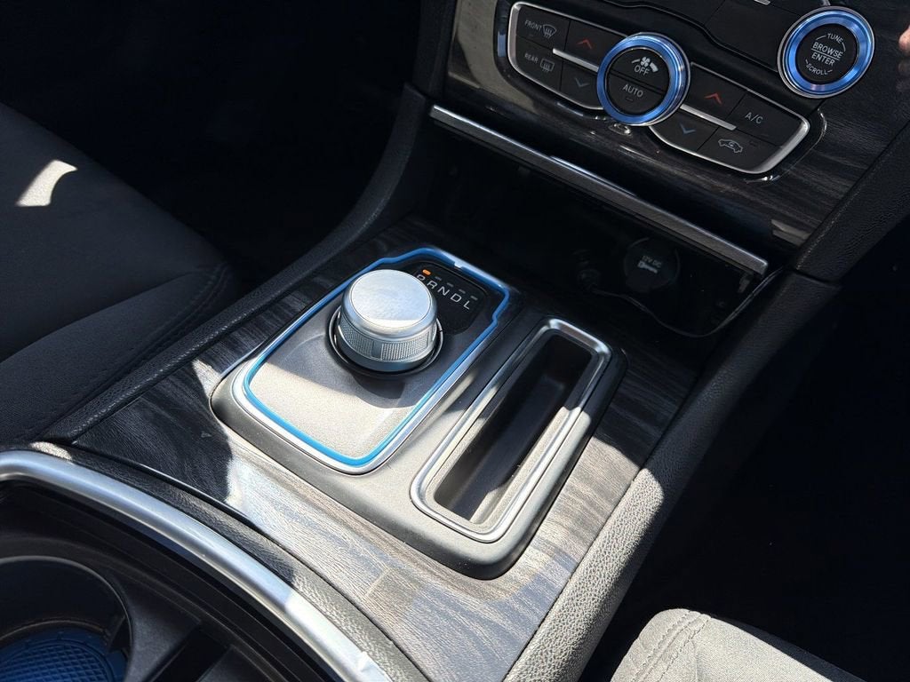 2019 Chrysler 300 Touring