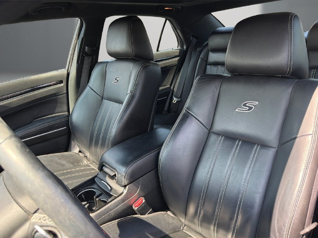 2022 Chrysler 300 S
