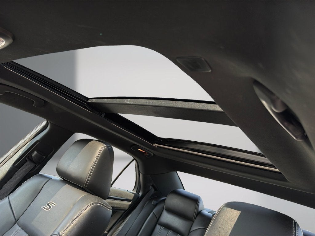 2022 Chrysler 300 S