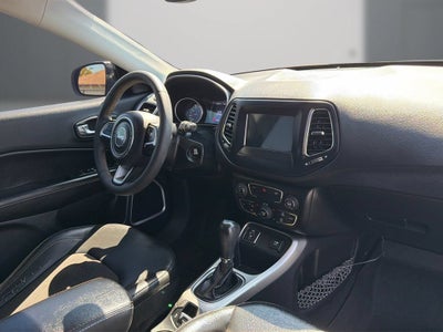 2021 Jeep Compass Latitude FWD