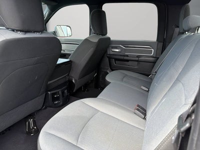 2021 RAM 3500 Big Horn Crew Cab 4x4 8' Box