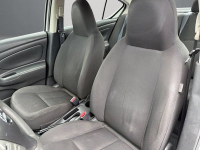 2017 Nissan Versa 1.6 S+