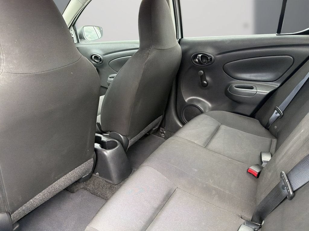 2017 Nissan Versa 1.6 S+