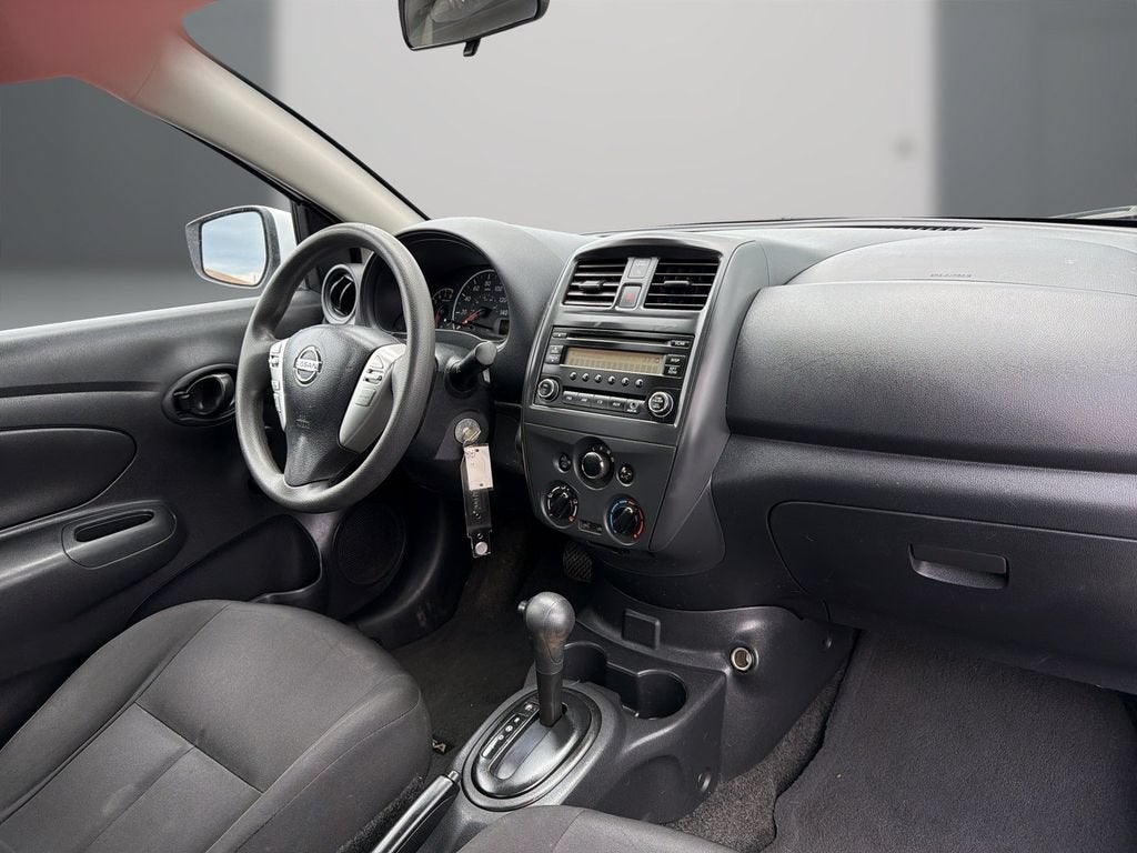 2017 Nissan Versa 1.6 S+