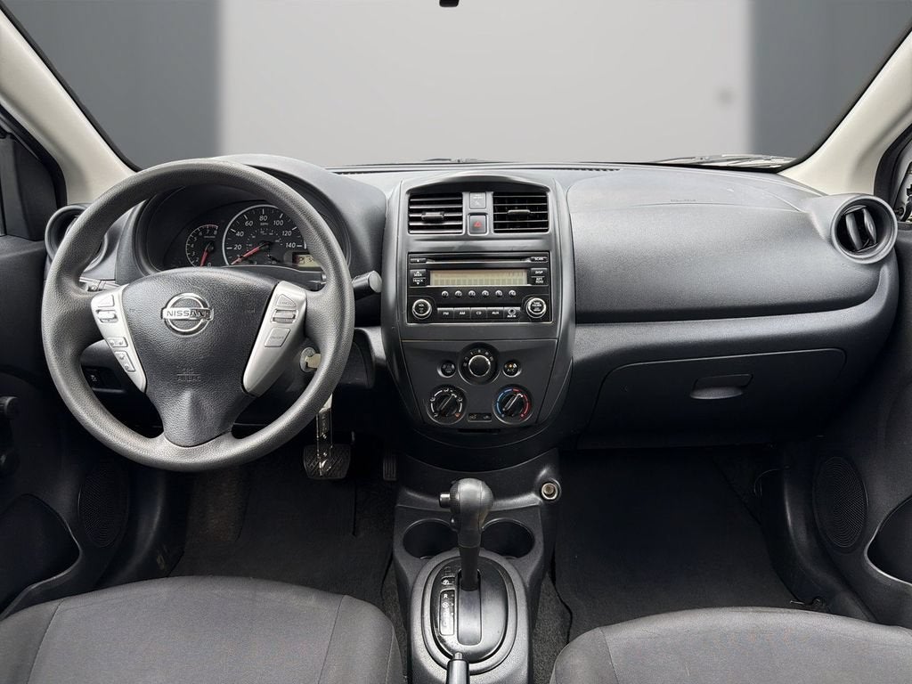2017 Nissan Versa 1.6 S+