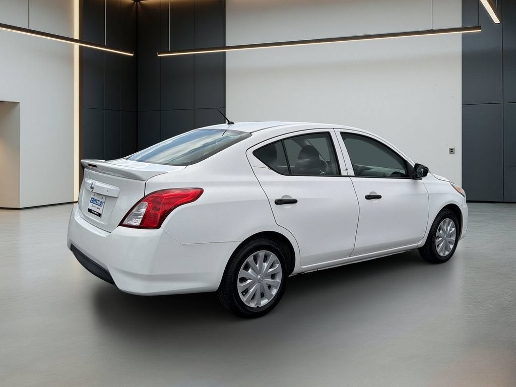 2017 Nissan Versa 1.6 S+
