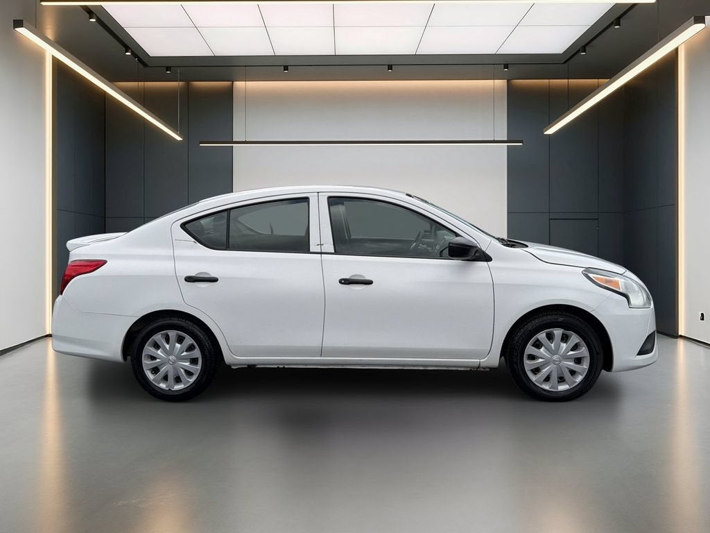 2017 Nissan Versa 1.6 S+