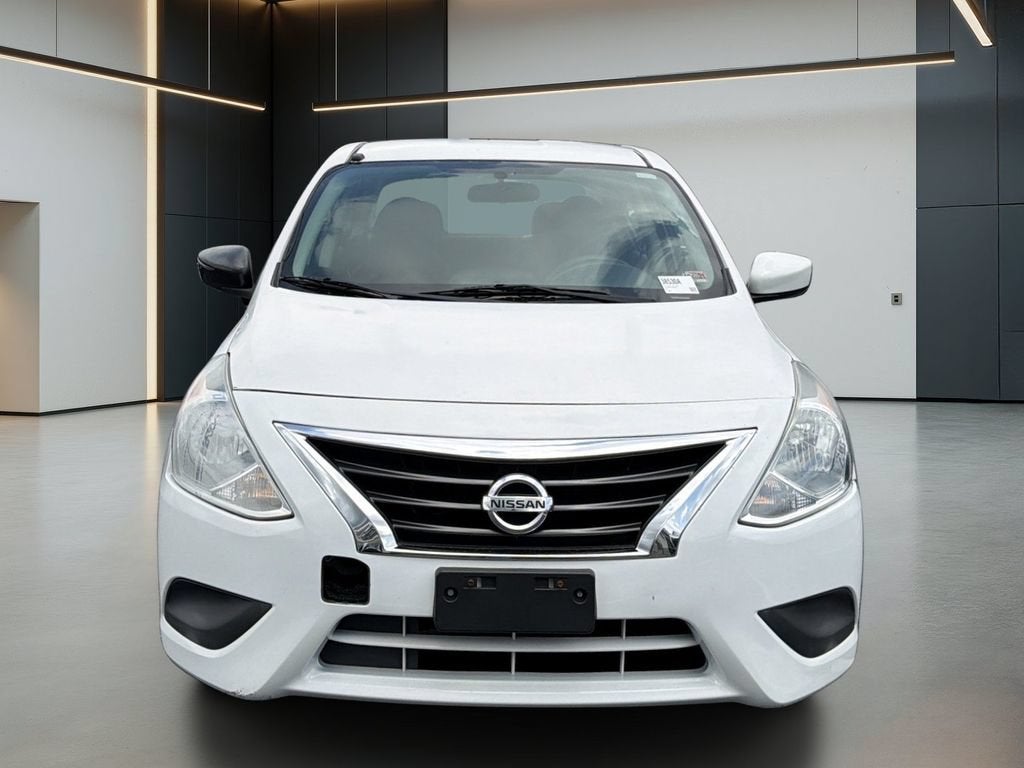 2017 Nissan Versa 1.6 S+