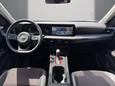 2025 Nissan Kicks SR FWD