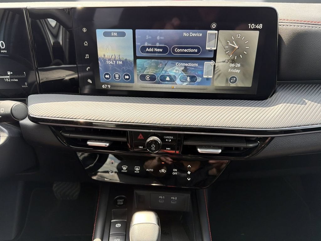 2025 Nissan Kicks SR FWD