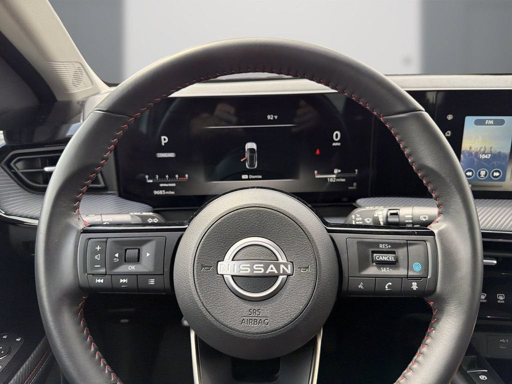 2025 Nissan Kicks SR FWD
