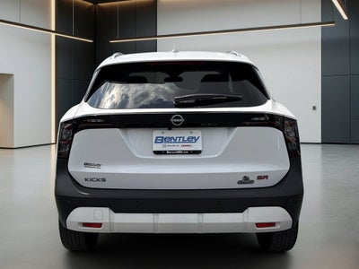 2025 Nissan Kicks SR FWD