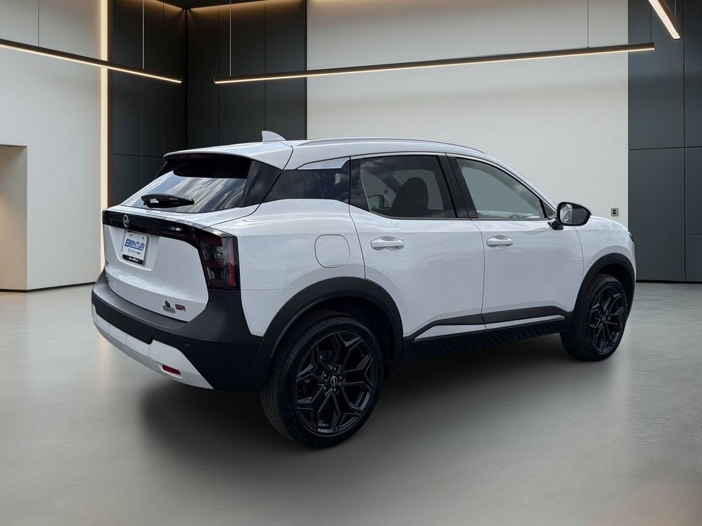 2025 Nissan Kicks SR FWD