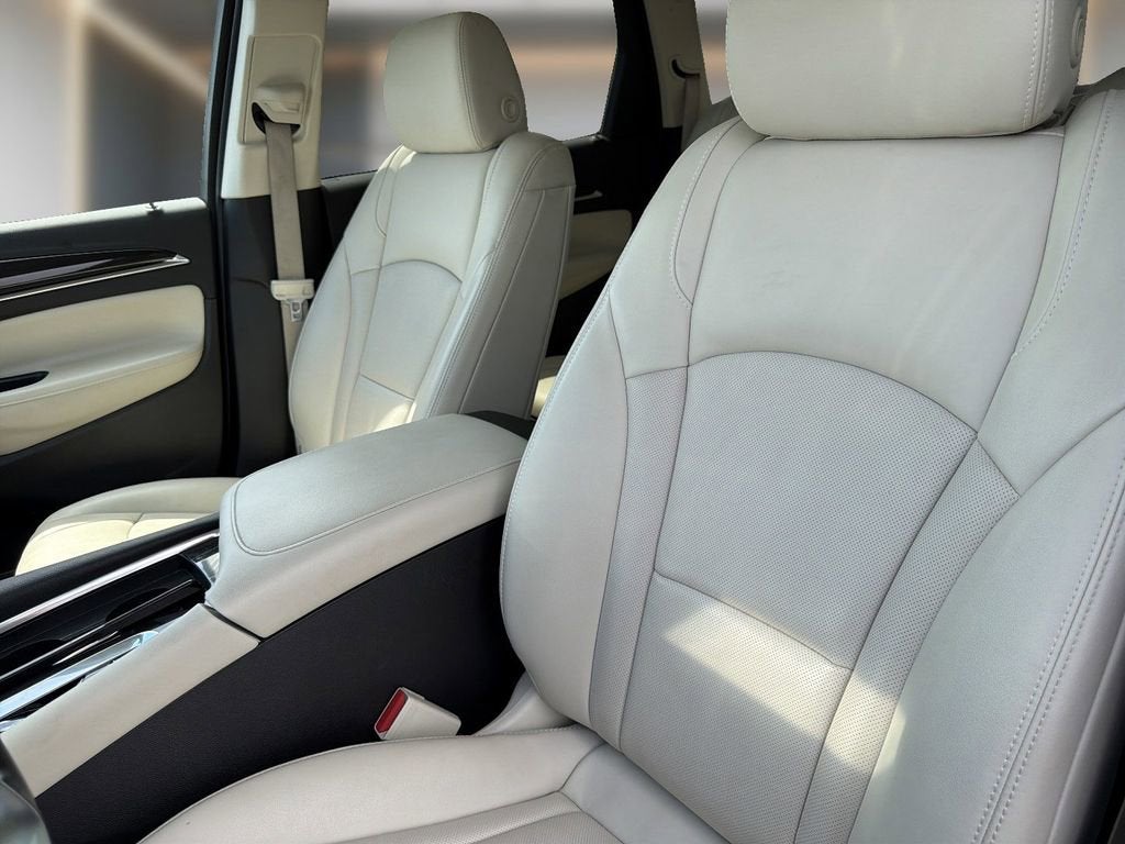 2023 Buick Enclave Premium