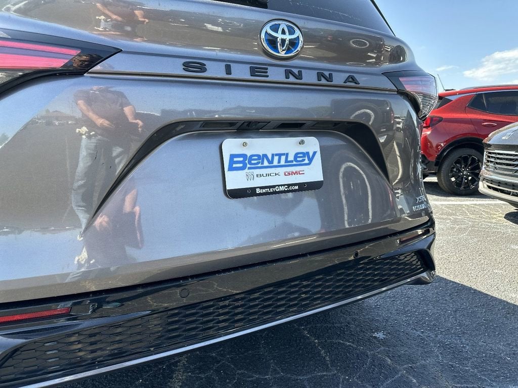 2022 Toyota Sienna XSE