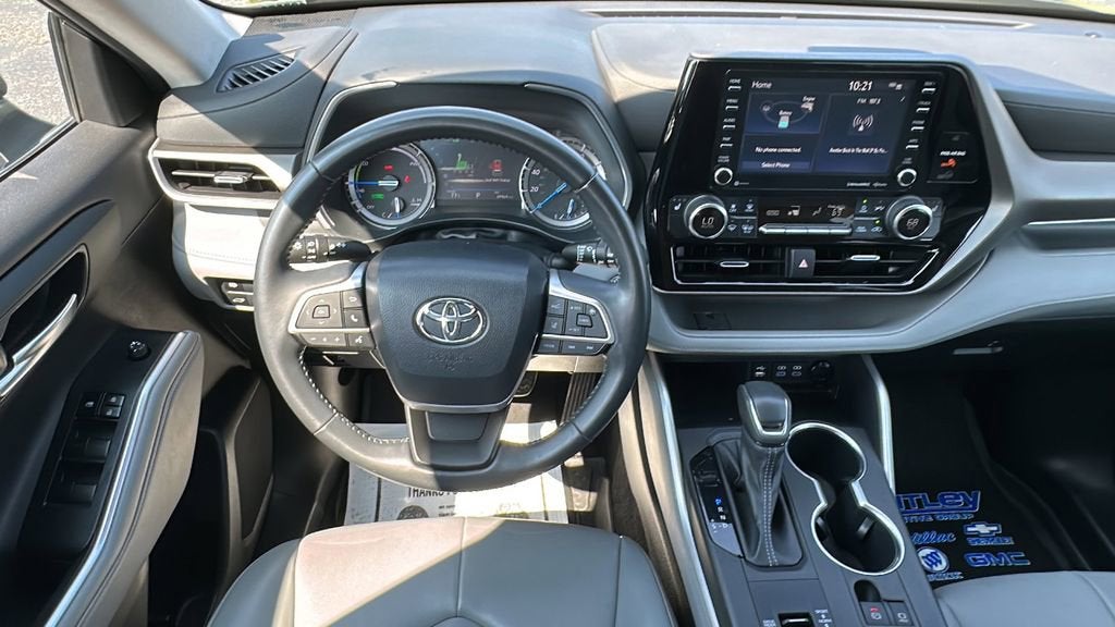 2022 Toyota Highlander Hybrid XLE