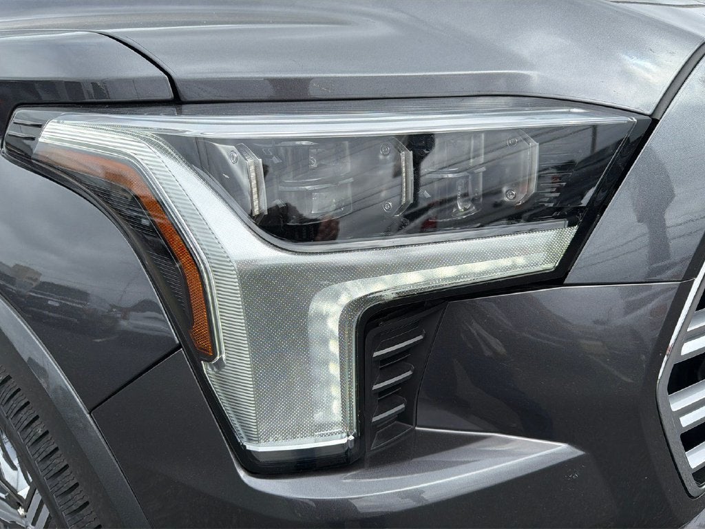 2024 Toyota Sequoia Capstone