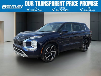 2023 Mitsubishi Outlander SE