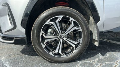 2025 Toyota RAV4 Plug-In Hybrid XSE