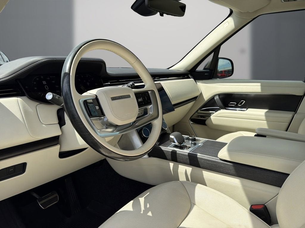 2023 Land Rover Range Rover P530 SE