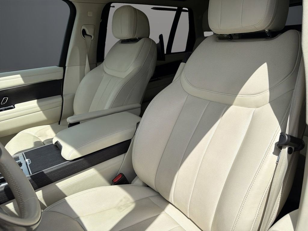 2023 Land Rover Range Rover P530 SE
