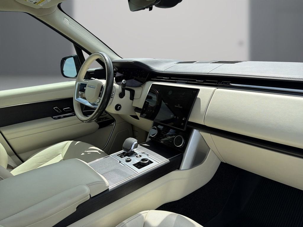 2023 Land Rover Range Rover P530 SE