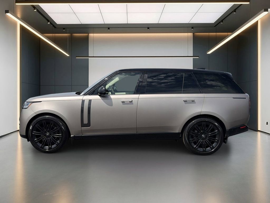 2023 Land Rover Range Rover P530 SE